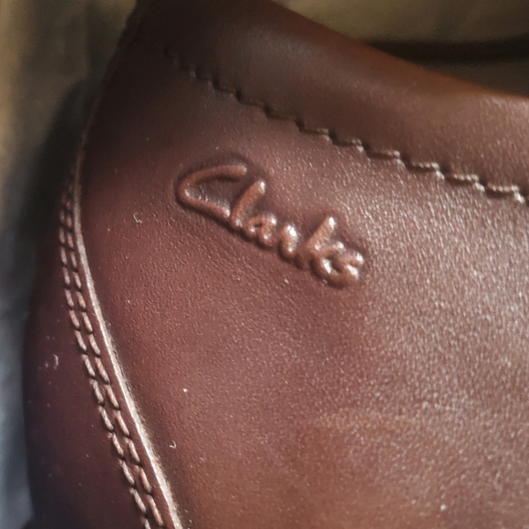 Clark's Griswalds brandy new size 10.5 3E BNIB guaranteed to last 5 years. - Picture 4 of 14